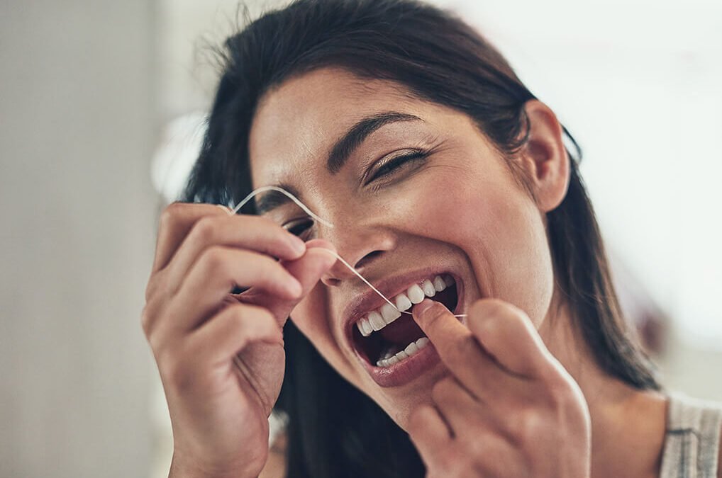 Netflix and Flossing: How to Binge-Watch Without Sacrificing Your Smile